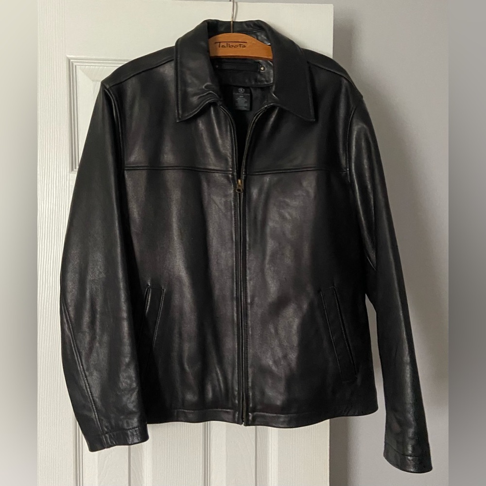 Covington. men’s. leather jacket bomber. black. size M. Price Firm.